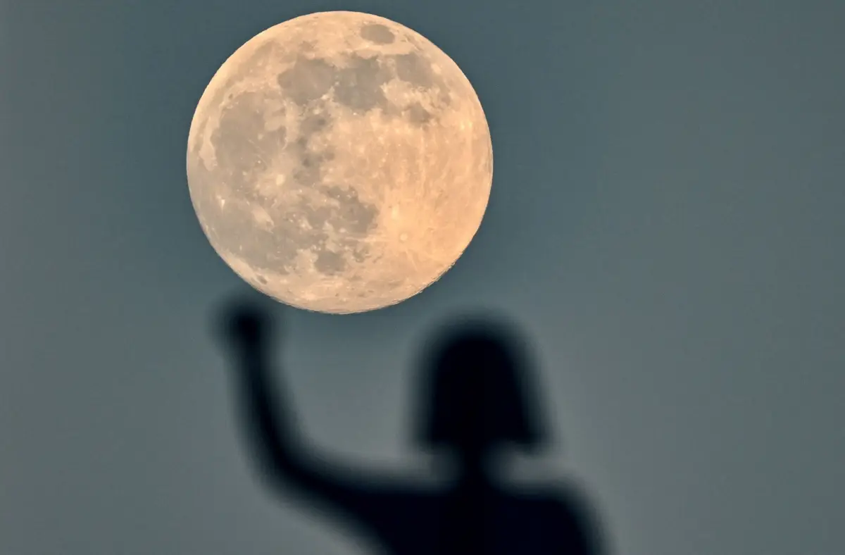 Luna llena de noviembre 2025: esta es la mejor hora para ver la superluna más grande del año en México