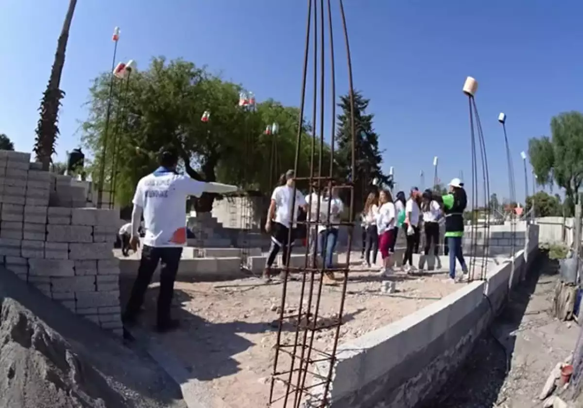 habitat para la humanidad reconstruccion
