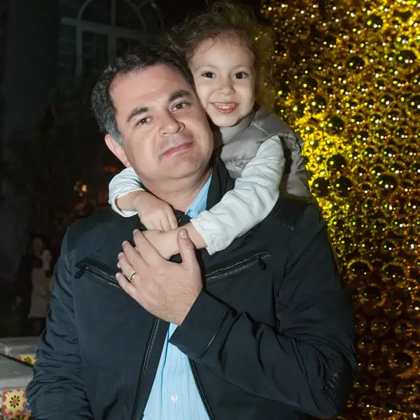 Encendido del Árbol de Navidad del Four Seasons