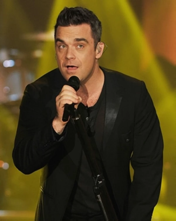 Robbie Williams sorprendió con su español.