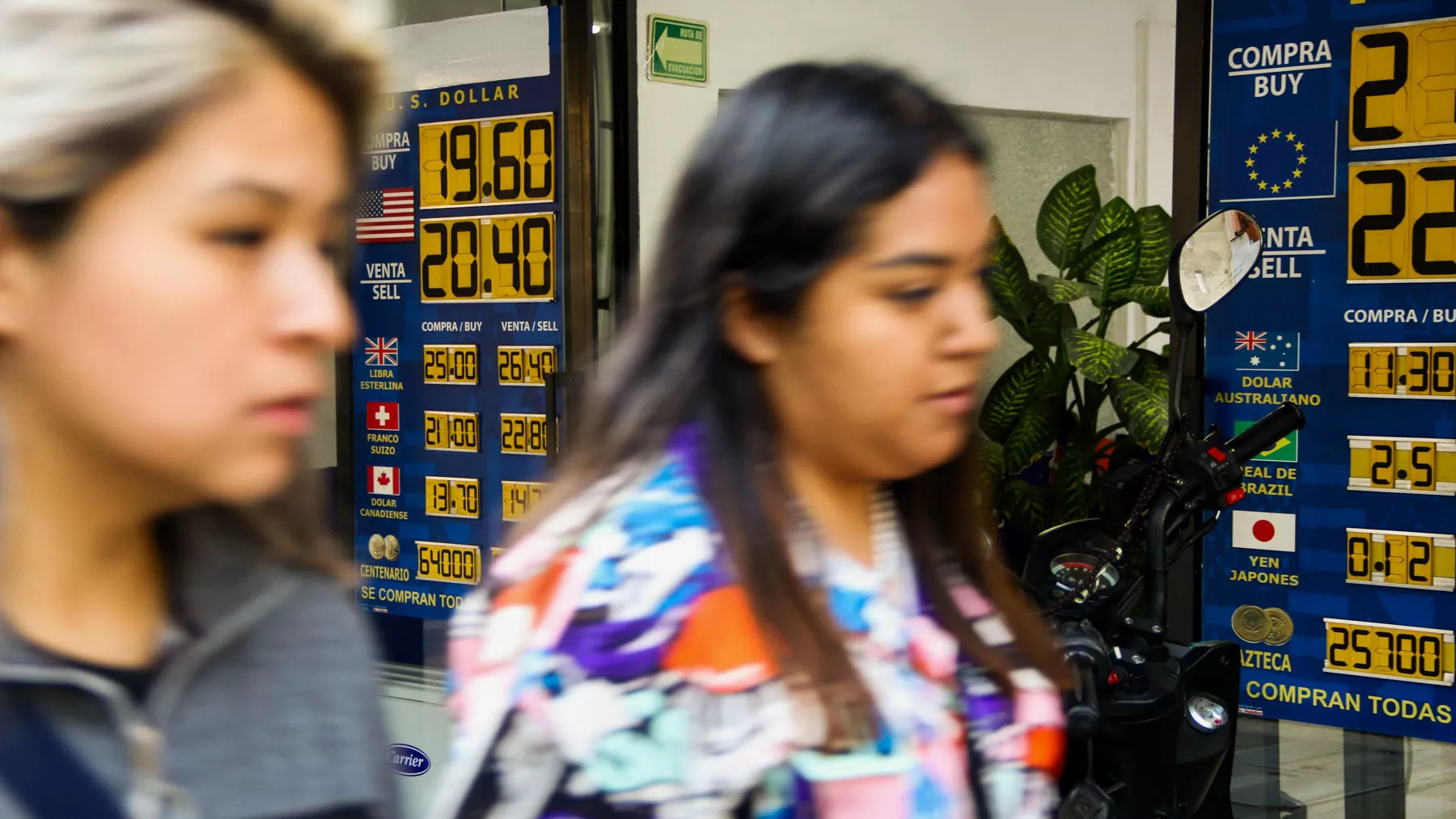 Peso rompe racha de cuatro semanas consecutivas de depreciación