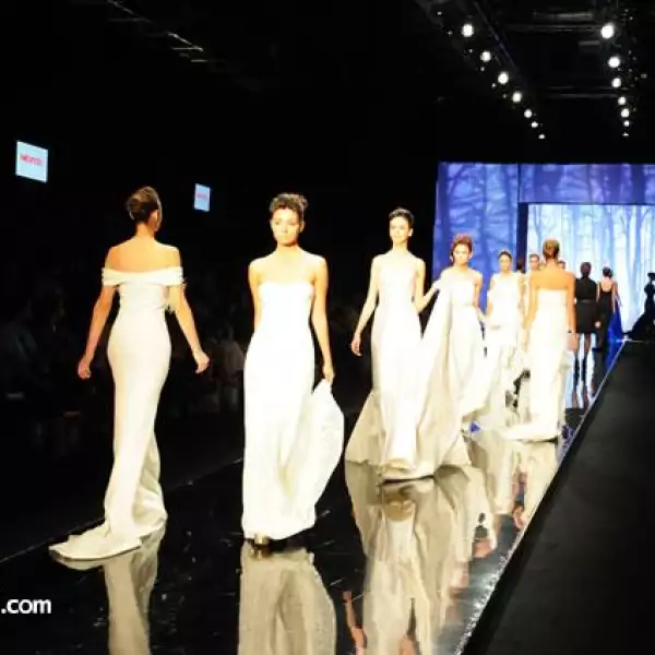 Pasarela Clara González