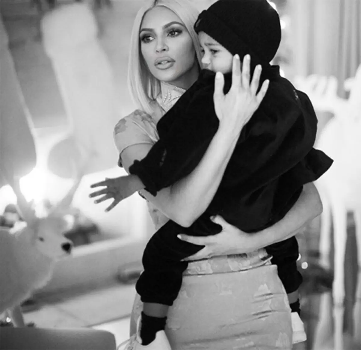 Kim Kardashian foto hijos