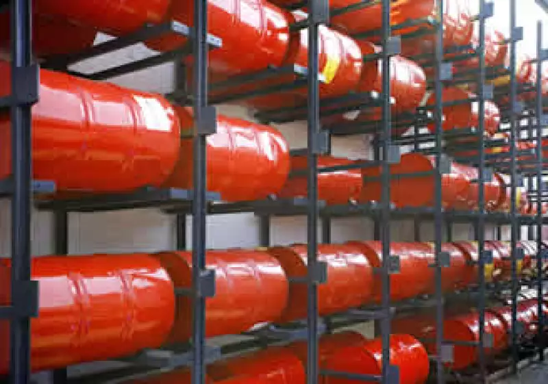 El alza en los precios de los combustibles afectarán más a los países pobres que tienen grandes déficits. (Foto: Photos to Go)