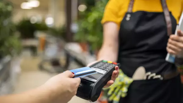 La CNA le dice no a Visa: le niega la compra de 51% de Prosa por riesgos a las competencia 