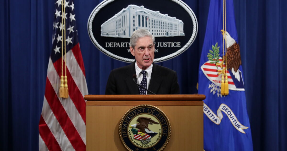Trump'ın kampanya kampanyasının Rusya ile bağlarını araştıran eski FBI direktörü Robert Mueller hayatını kaybetti