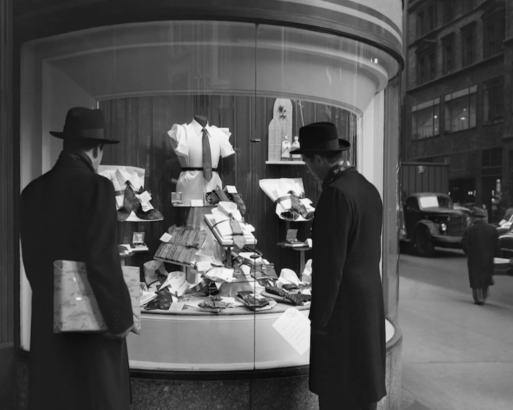 Men Window Shopping