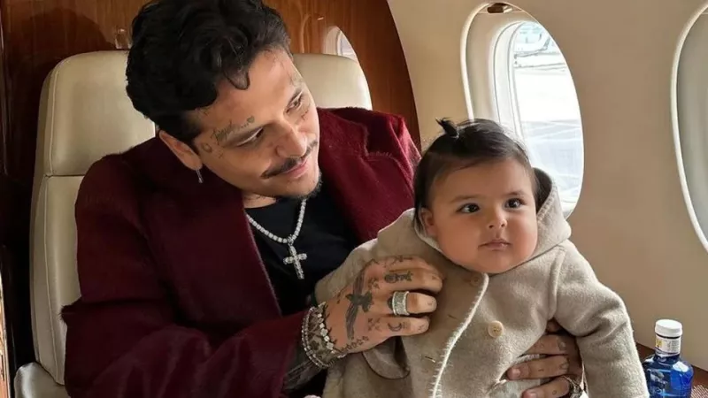 Christian Nodal Inti