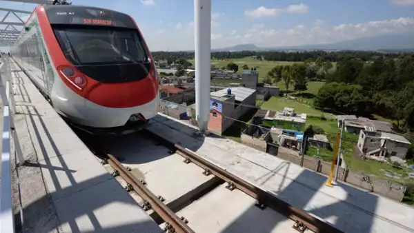 tren-mexico-toluca