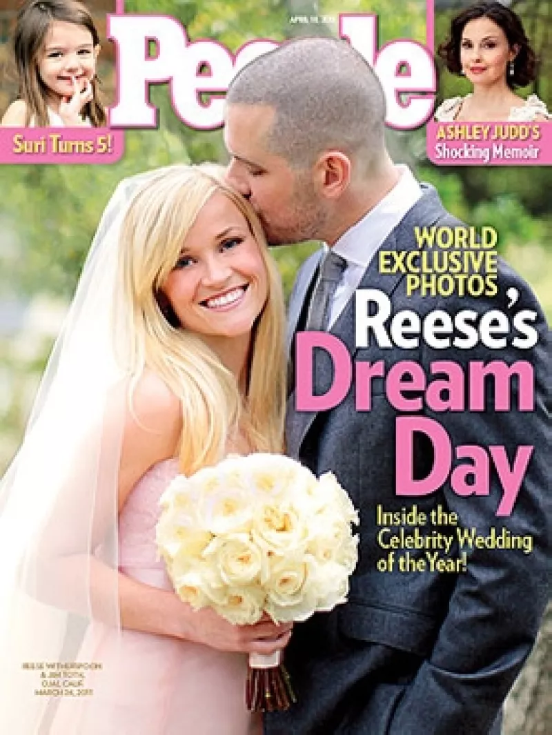 La actriz lució perfecta en su boda con Jim Toth en un vestido rosa de Monique Lhuillier.