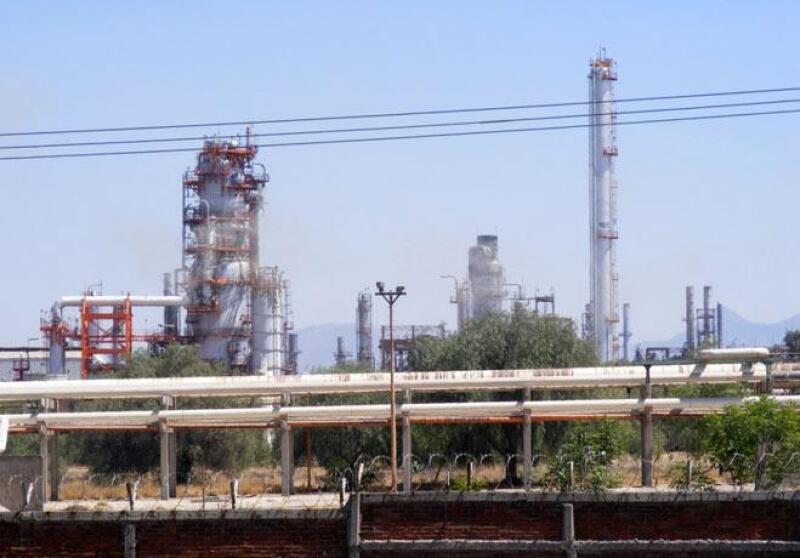 Refiner�a Tula 2