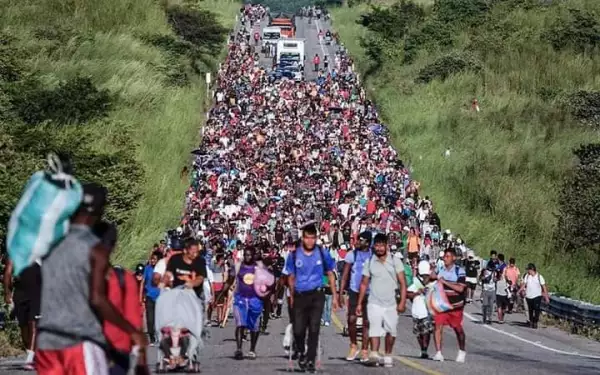 la caravana migrante ingresó este domingo a Oaxaca