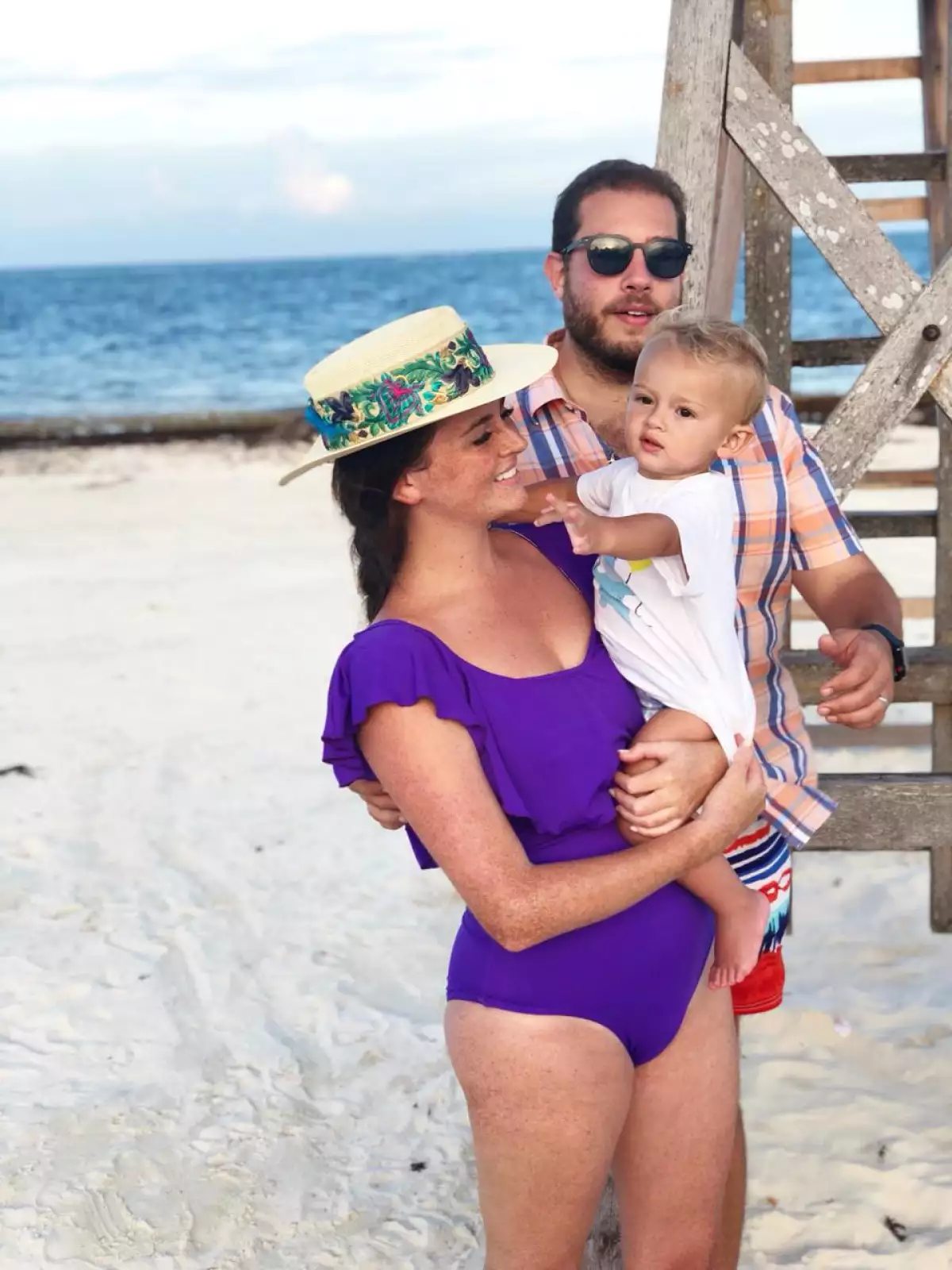 Kitizia Mitre y familia