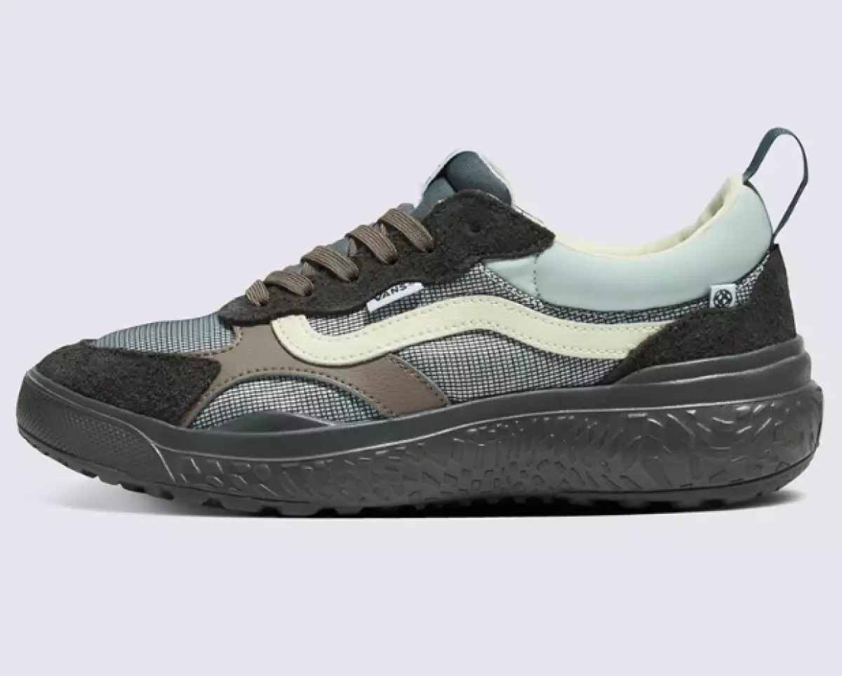 mejores tenis hombre: Vans UltraRange Neo VR3