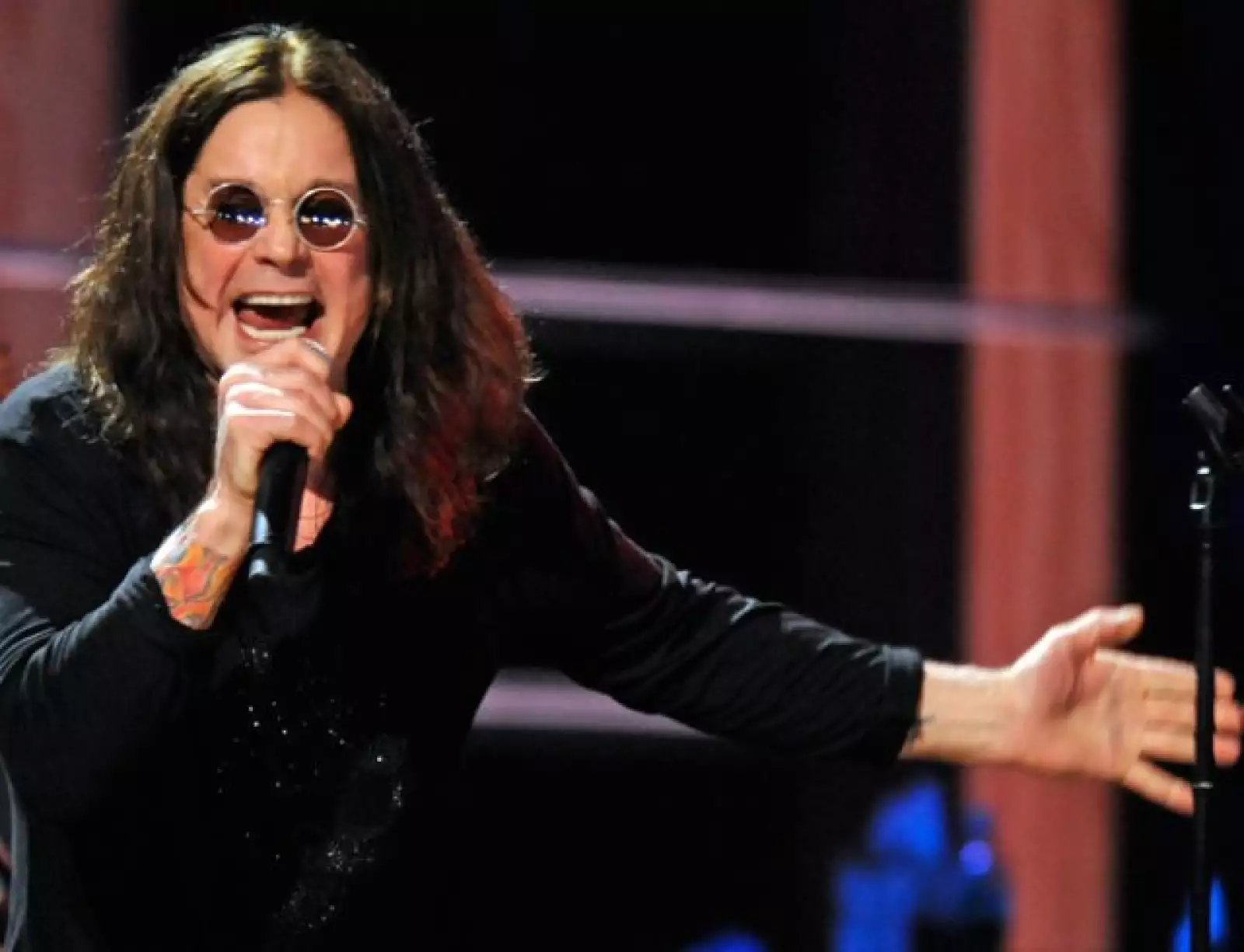 El concierto duró casi 5 horas y por el escenario circularon personalidades como Stevie Wonder, Sting, Sam Moore, Jerry Lee Lewis, Tom Morello y Ozzy Orborne.