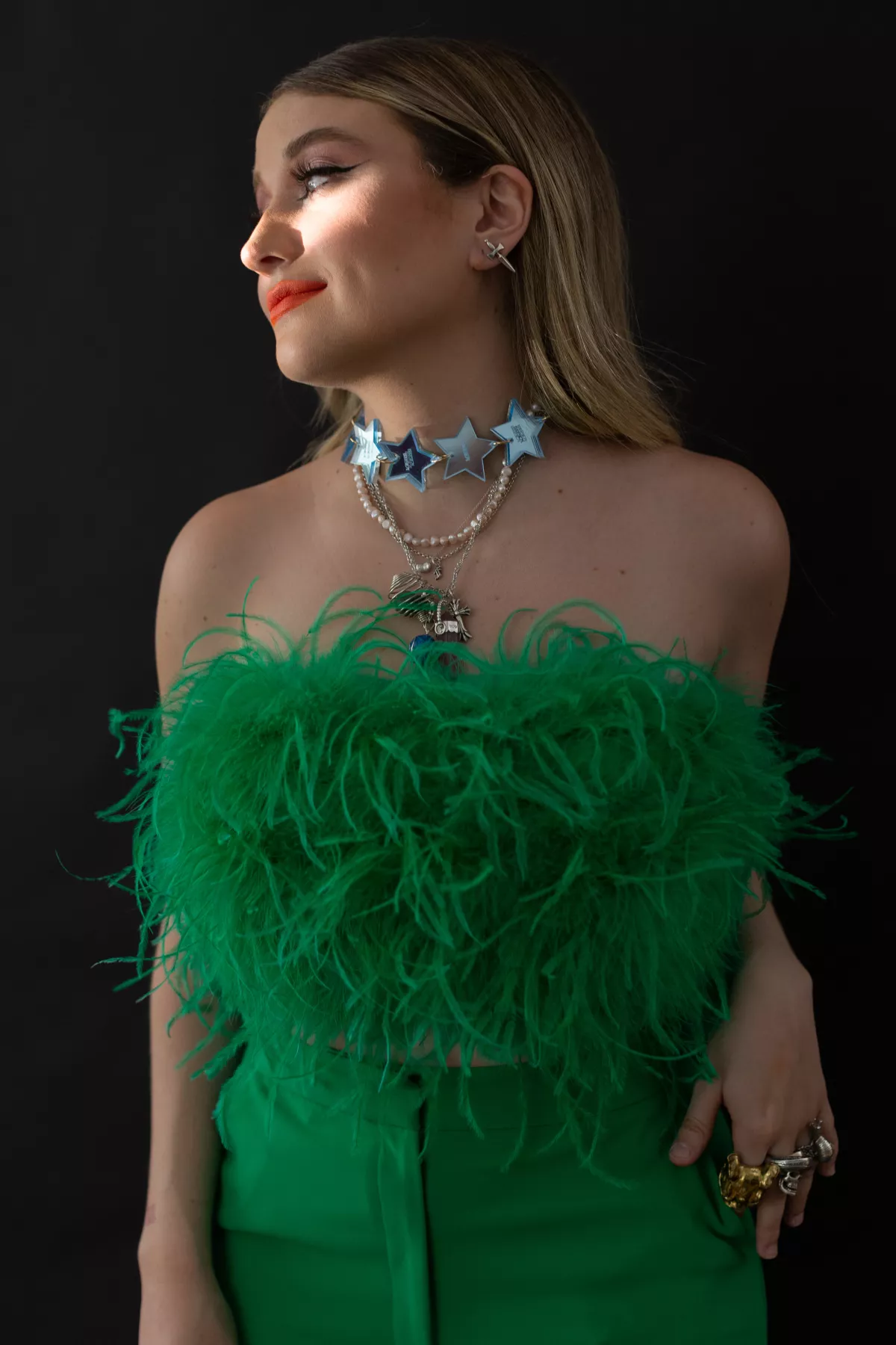 Fer estudió en la reconocida academia de música, Berklee College of Music