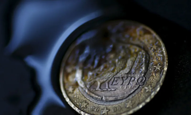 El sondeo revela que 74% de los griegos quiere permanecer en la zona del euro.  (Foto: Reuters )