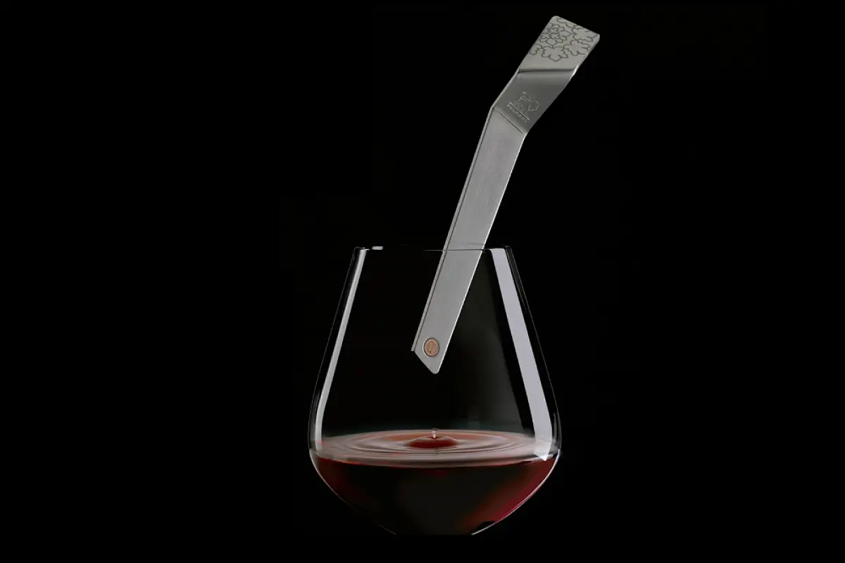 Peugeot LlavedelVino 2.jpg