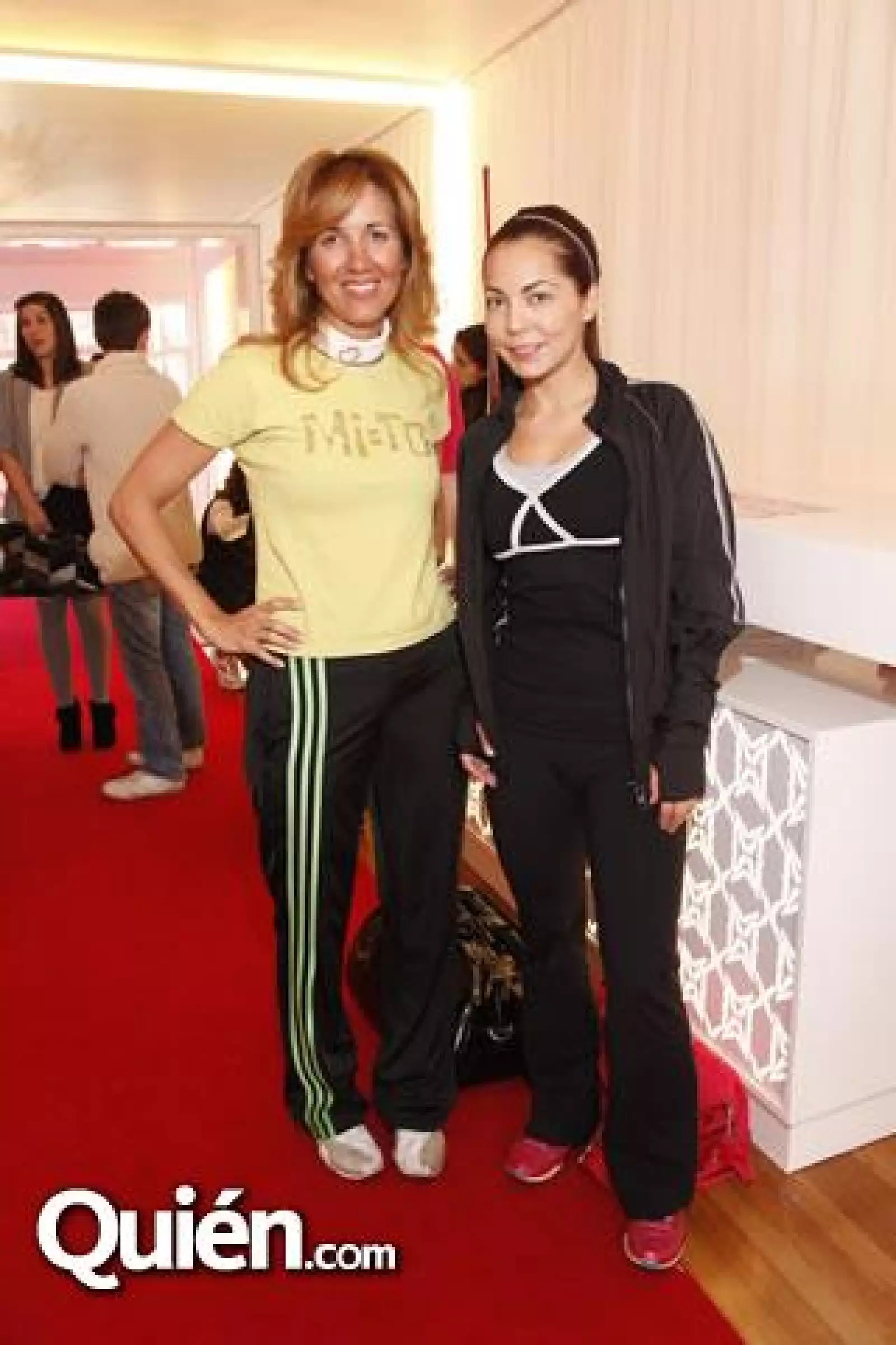 Desirée Navarro y Claudia Godínez, en forma.