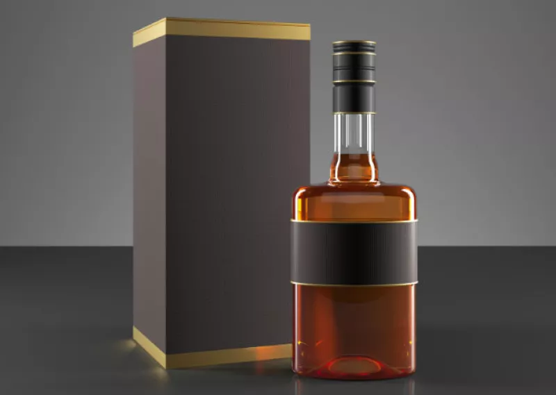 botella de licor de lujo