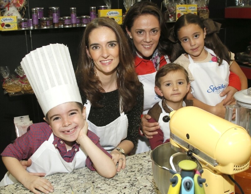 Diego Cruz, Janire Ercoreca, Paola Camargo y Juan Carlos y Renata Portilla.