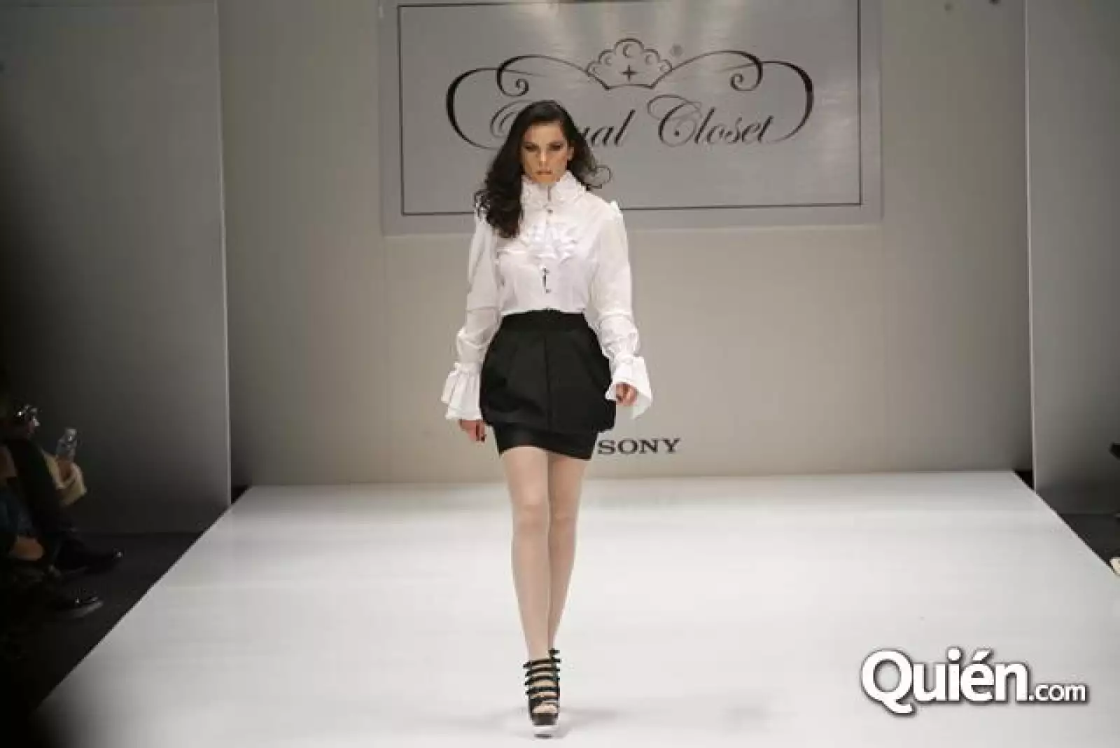 Dfashion Desfile Royal Closet