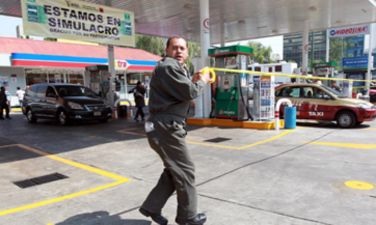 Pemex decidió restituir su relación con Mexlub, lo que le daría acceso a miles de gasolinerías. (Foto: Notimex)