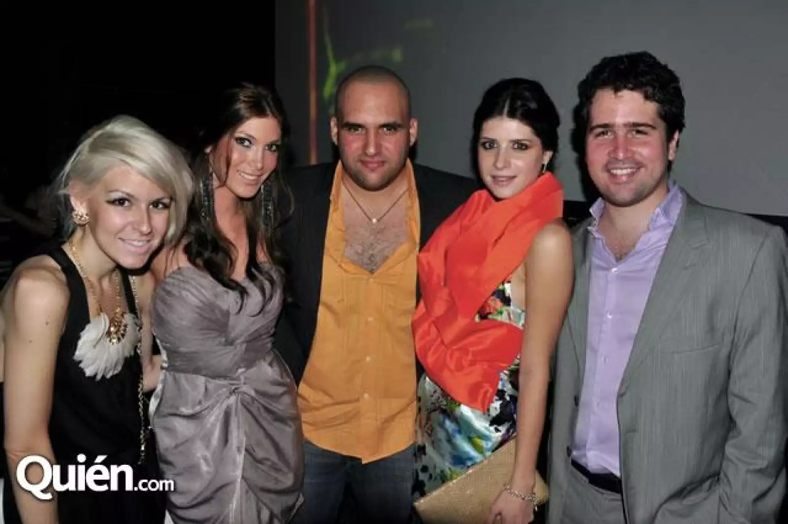 Hanna Rivera,Estefanía Peterson,Gerardo Chávez,Susy Hinojosa y Carlos Murguía