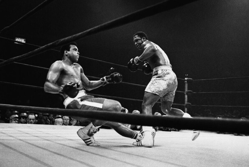 Durante el round 15, Frazier logró mandar a Ali a la lona.