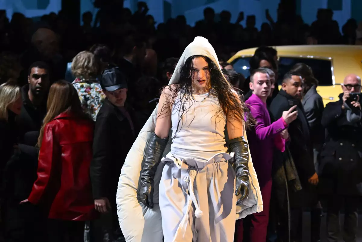 rosalia-desfile-louis-vuitton