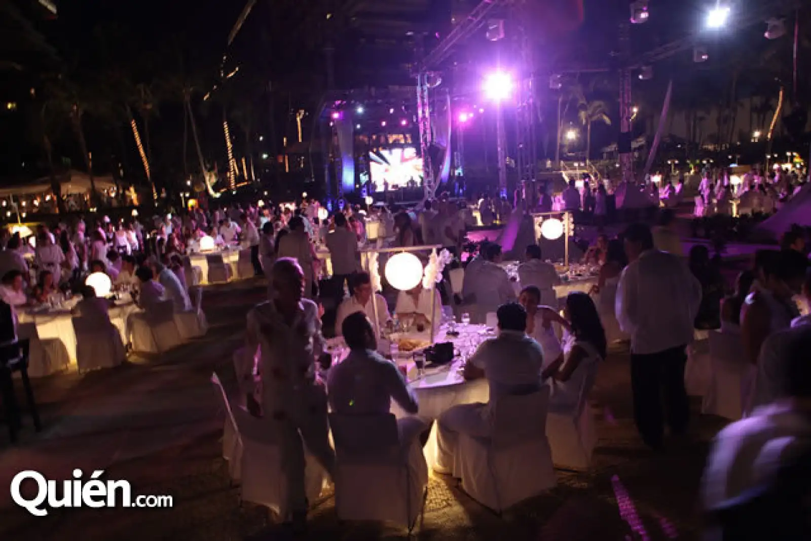 Fiesta de Blanco Abierto de Tenis de Acapulco