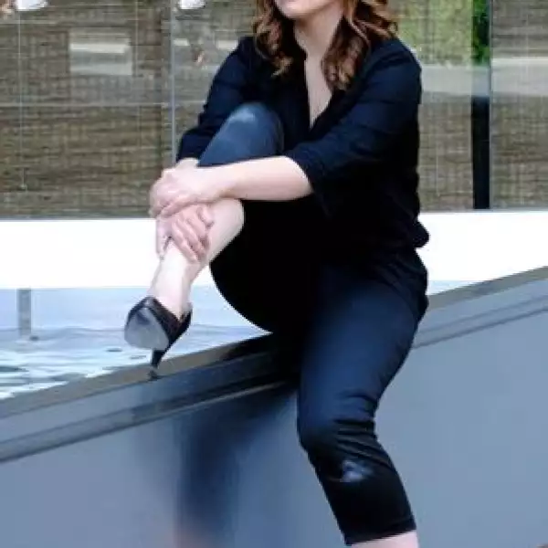 PRESENTACIÓN DE MYKITA