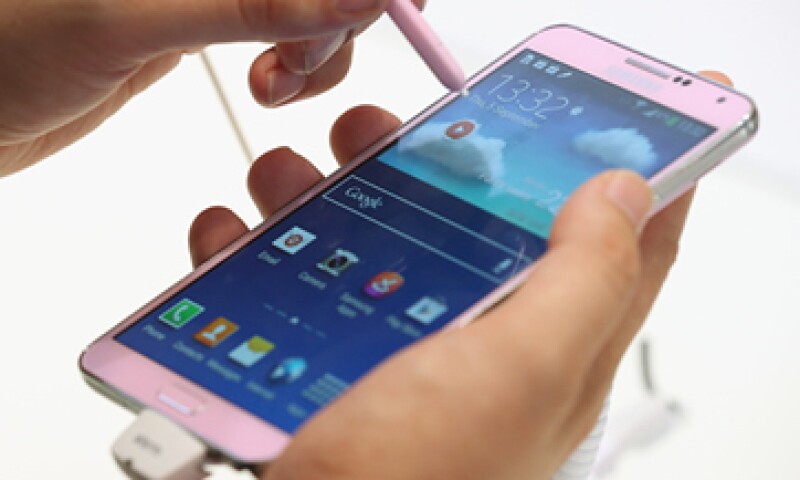 Samsung señala que sus teléfonos son resistentes a la fuerza del trasero de los usuarios. (Foto: Getty Images)