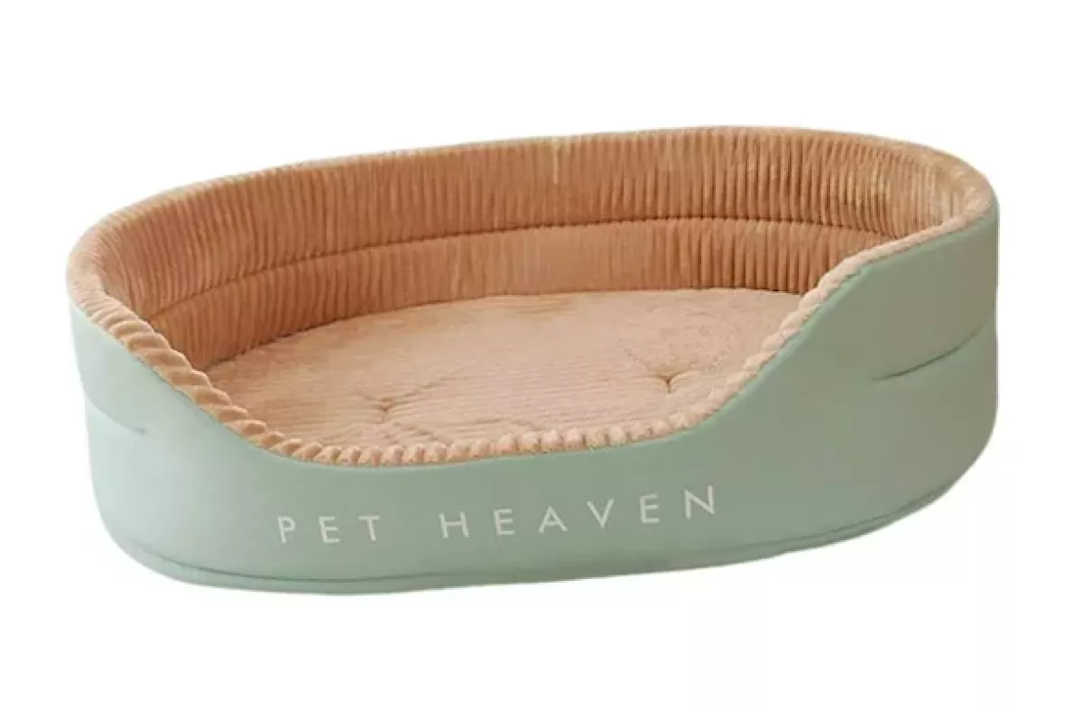 Los lomitos de talla pequeña también se sienten muy cómodos en este tipo de camas de canasta.