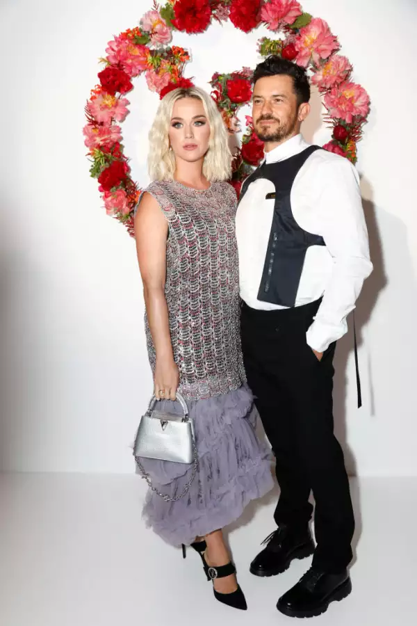 Louis Vuitton Parfum Hosts Dinner at Fondation Louis Vuitton - Photocall