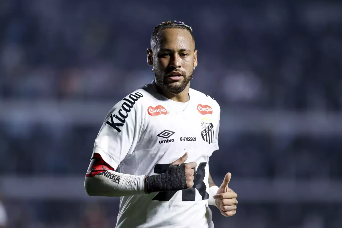 Brasil no descarta a Neymar, pero debe recuperar su forma física, dice Ancelotti 