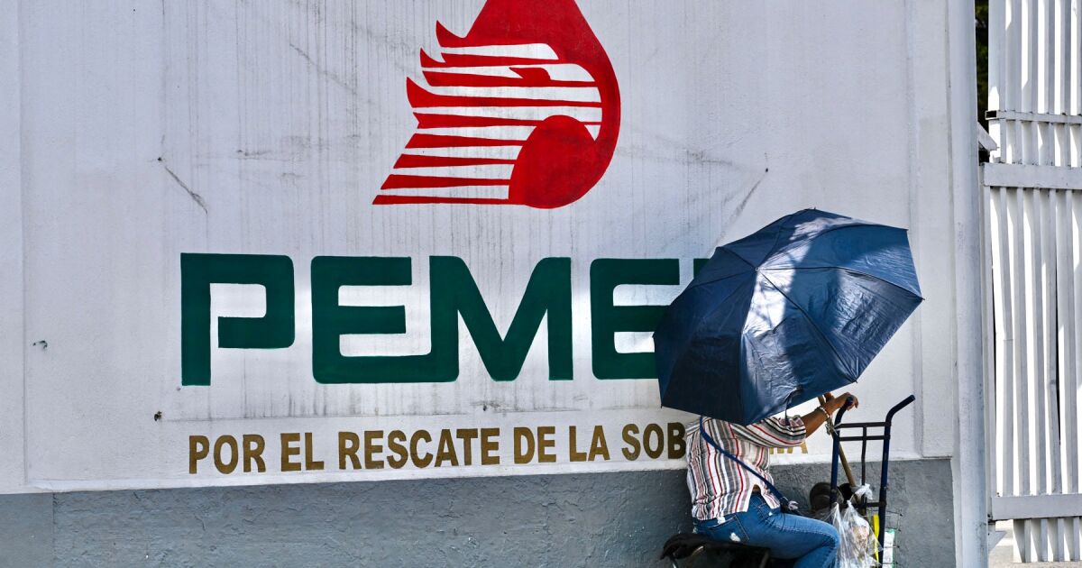 Hükümet, Pemex'in 2027'de “kendi başına” ayrılacağının sözünü veriyor ancak rakamlar hâlâ konuşmaya eşlik etmiyor