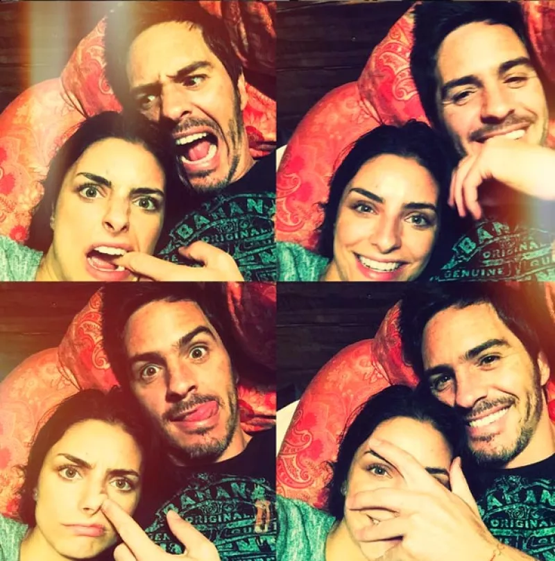 En un programa de radio, la pareja dio a entender que la posibilidad de una boda no está tan lejana, luego de que entre bromas el actor le pidiera a su novia que se casara con él.