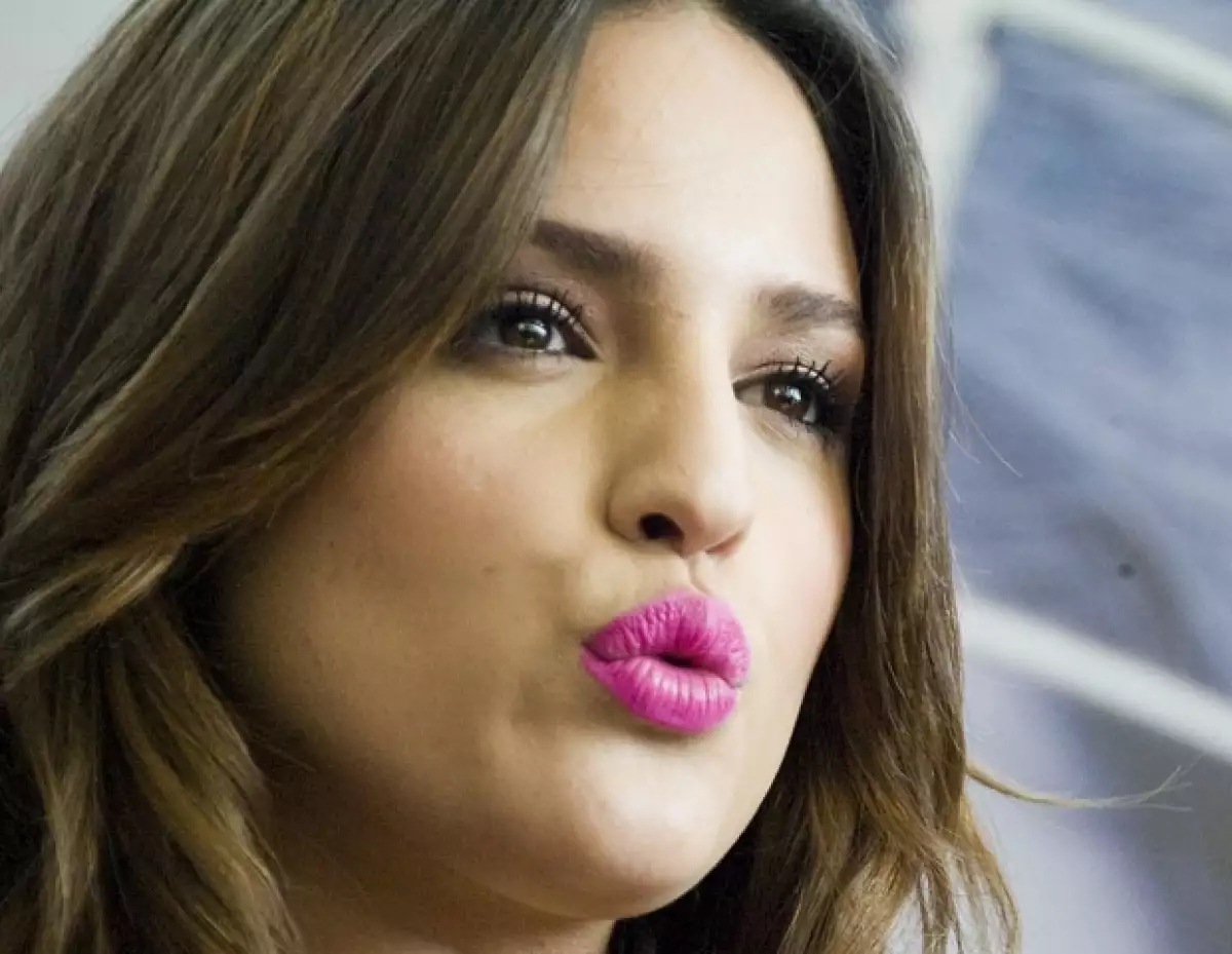 Luego del éxito que consiguió con “Sueña Conmigo”, la actriz y cantante platicó con Quién.com sobre el nuevo disco que prepara.