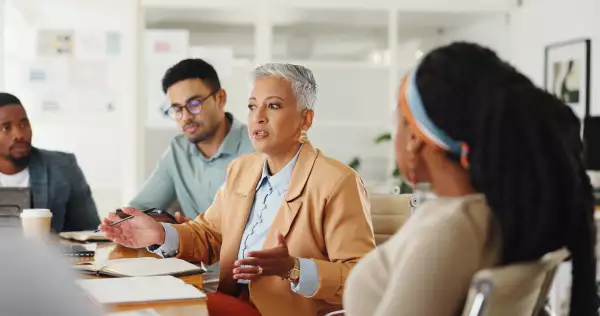 ¿Cómo manejar una crisis reputacional en la empresa? Expertos dicen las claves