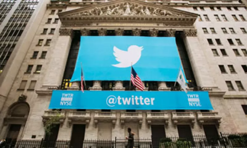 La red social quiere que se declaren como inconstitucionales las restricciones que tiene en torno al programa de vigilancia gubernamental. (Foto: Reuters)