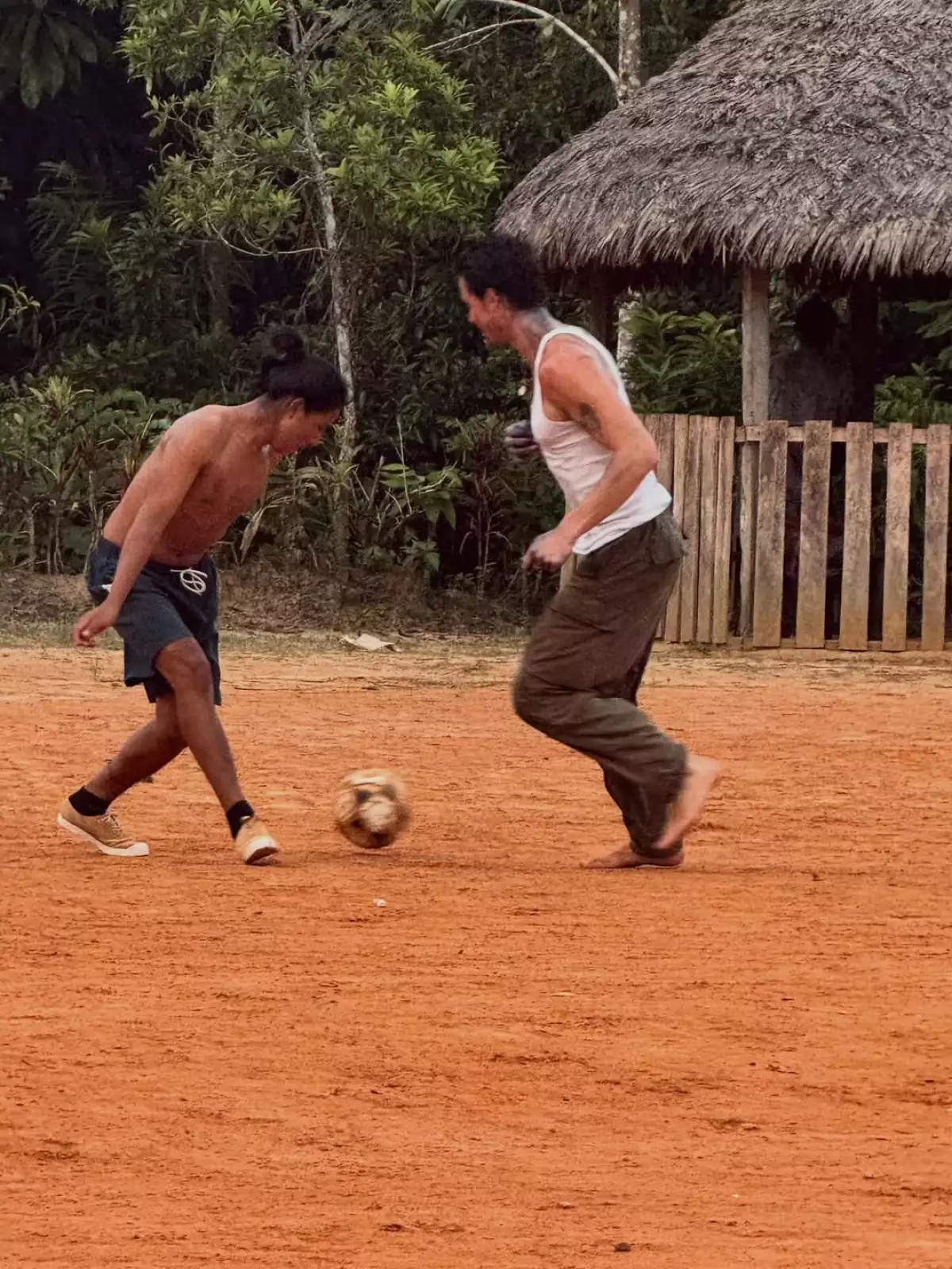 Shawn Mendes visita la Amazonia por primera vez