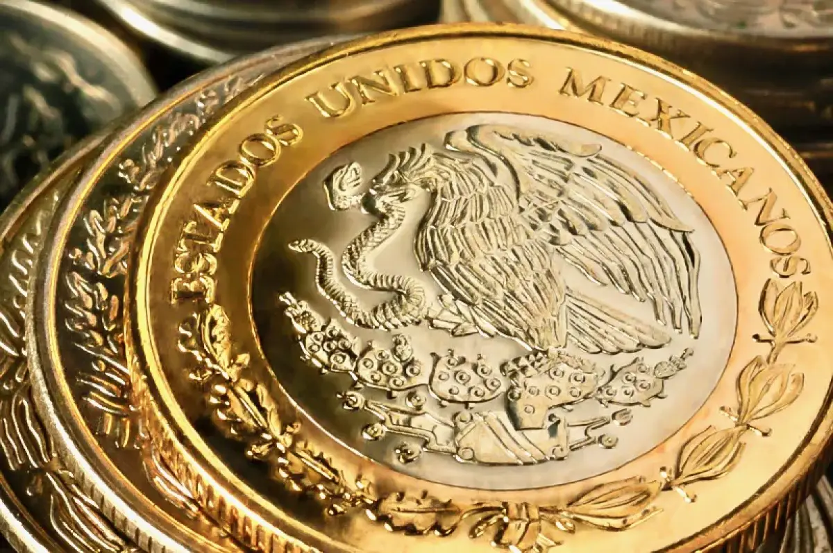 Peso y dolar