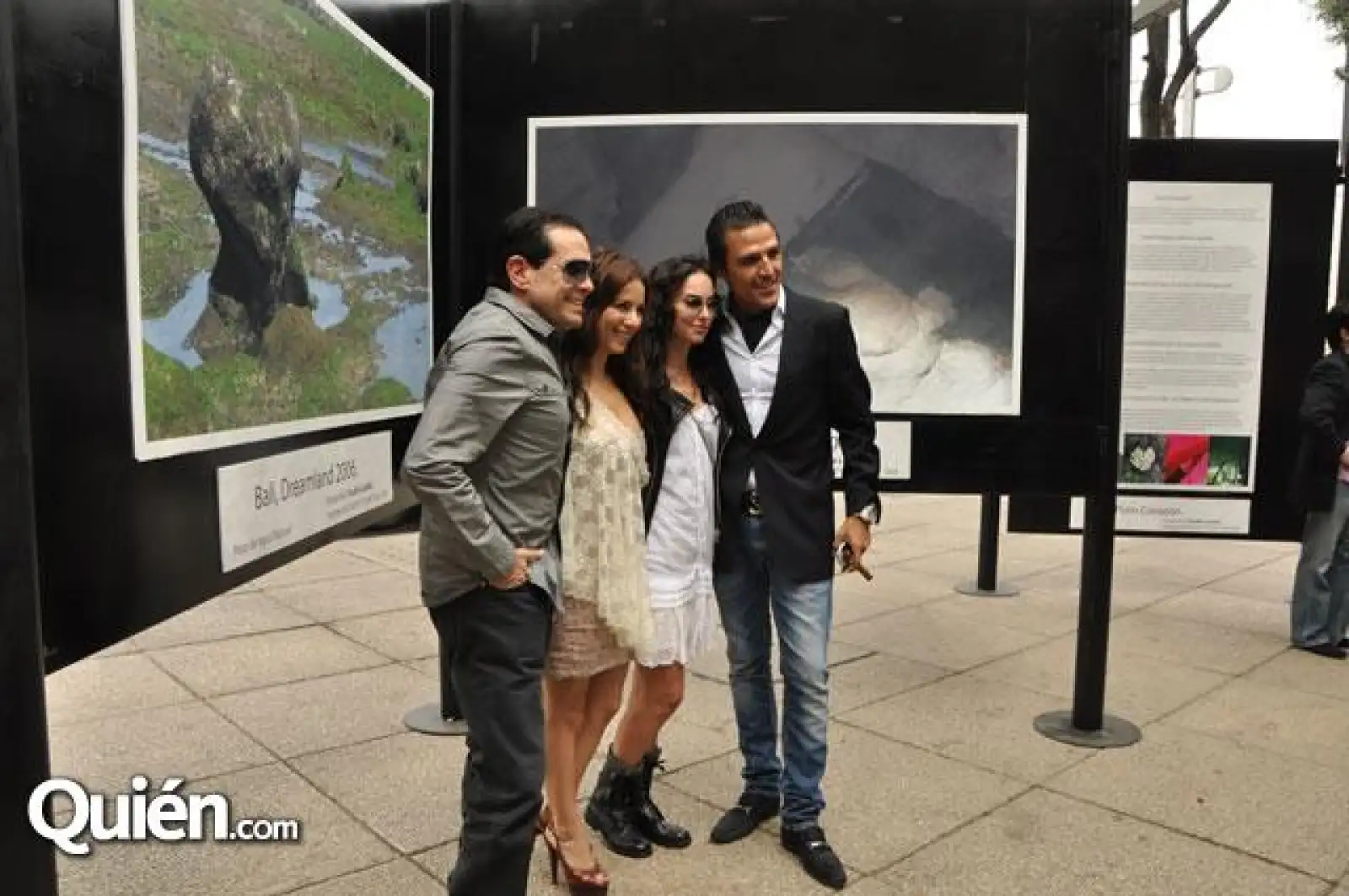 Juan José Origel,Claudia Lizaldi,Ana Serradilla y Billy Rovzar