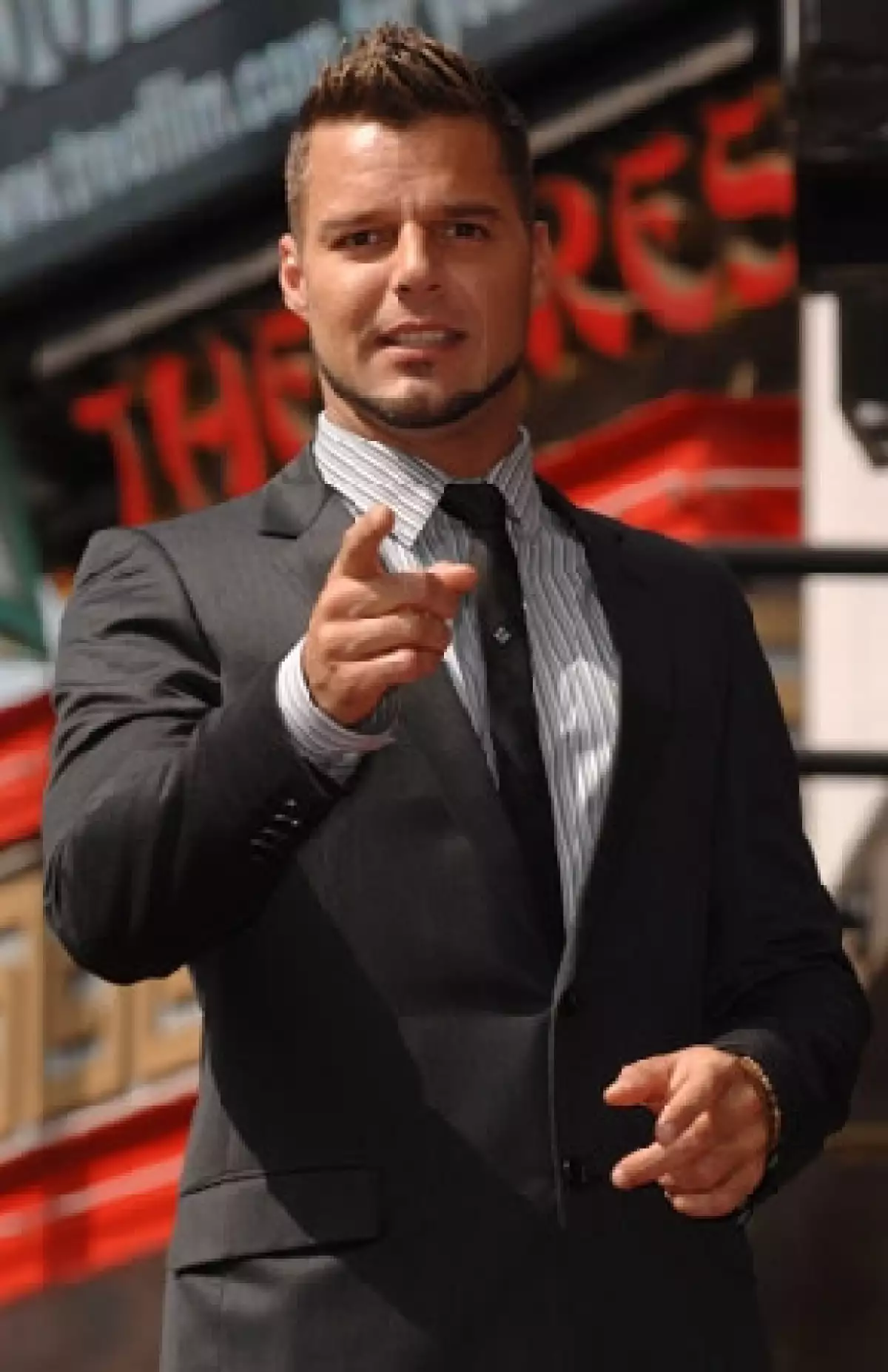 El cantante puertorriqueño publicó una carta en su página oficial de internet en donde dice que se siente bendecido de ser quien es.