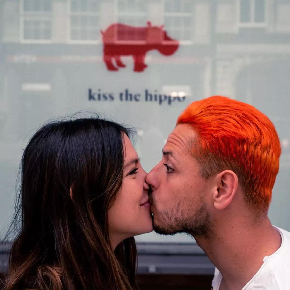 Javier 'Chicharito' Hernández y Sarah Kohan