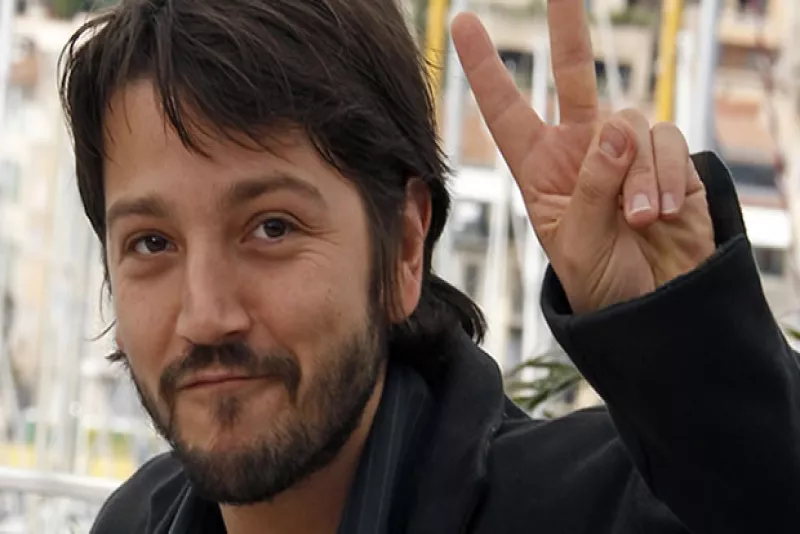 Diversos medios franceses criticaron de manera positiva `Abel´, la ópera prima del actor y productor Diego Luna. El sitio Toutlecine destacó la actuación de los protagonistas.