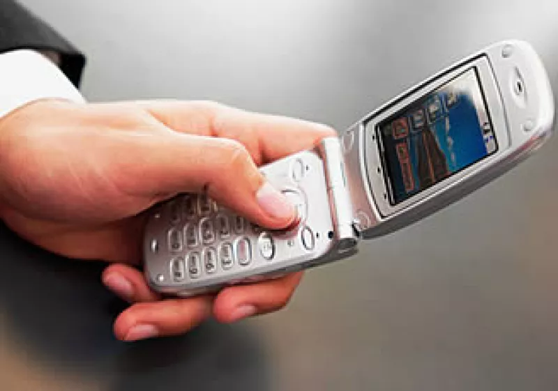 La velocidad en los teléfonos móviles podría duplicarse con los servicios de 4G. (Foto: Jupiter Images)