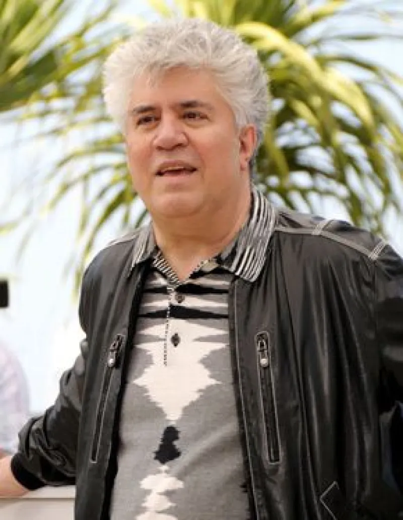 "Hay un acuerdo tácito con todos los actores, que me permiten meter mis manos en partes muy íntimas, incluso partes que podrían ser un poco dolorosas", dijo el director.