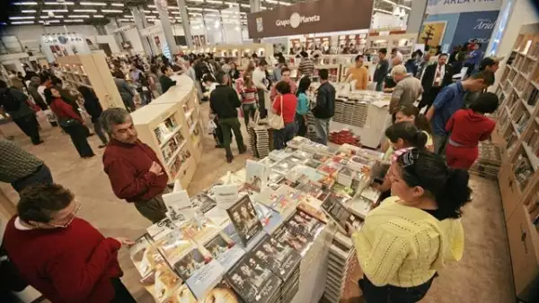El recinto donde se realiza la FIL fue ampliado para recibir a 559 mil personas y 700 editoriales de 40 países.